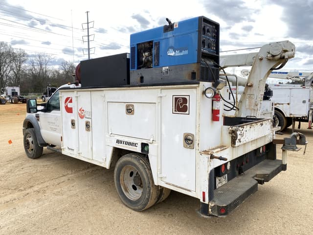Image of Ford F-550 equipment image 1