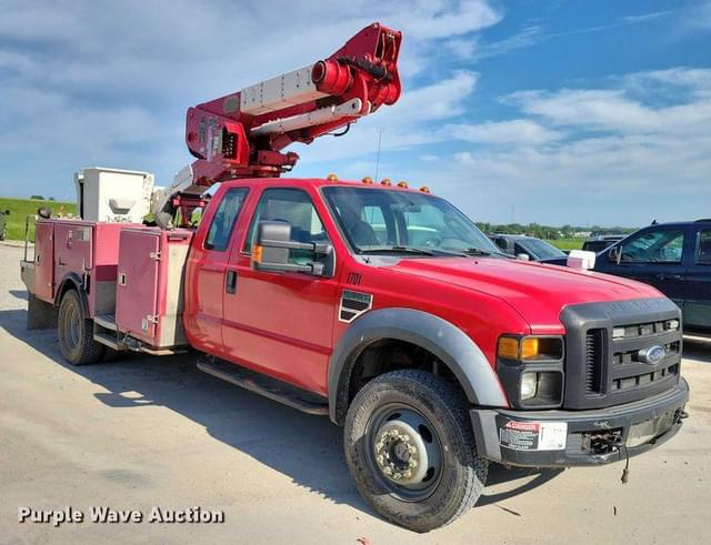 Image of Ford F-550 equipment image 2