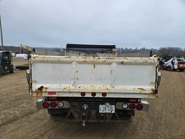 Image of Ford F-550 equipment image 3