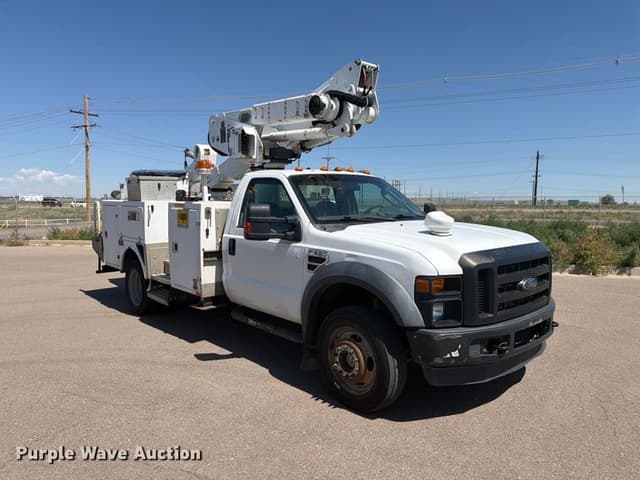Image of Ford F-550 equipment image 2