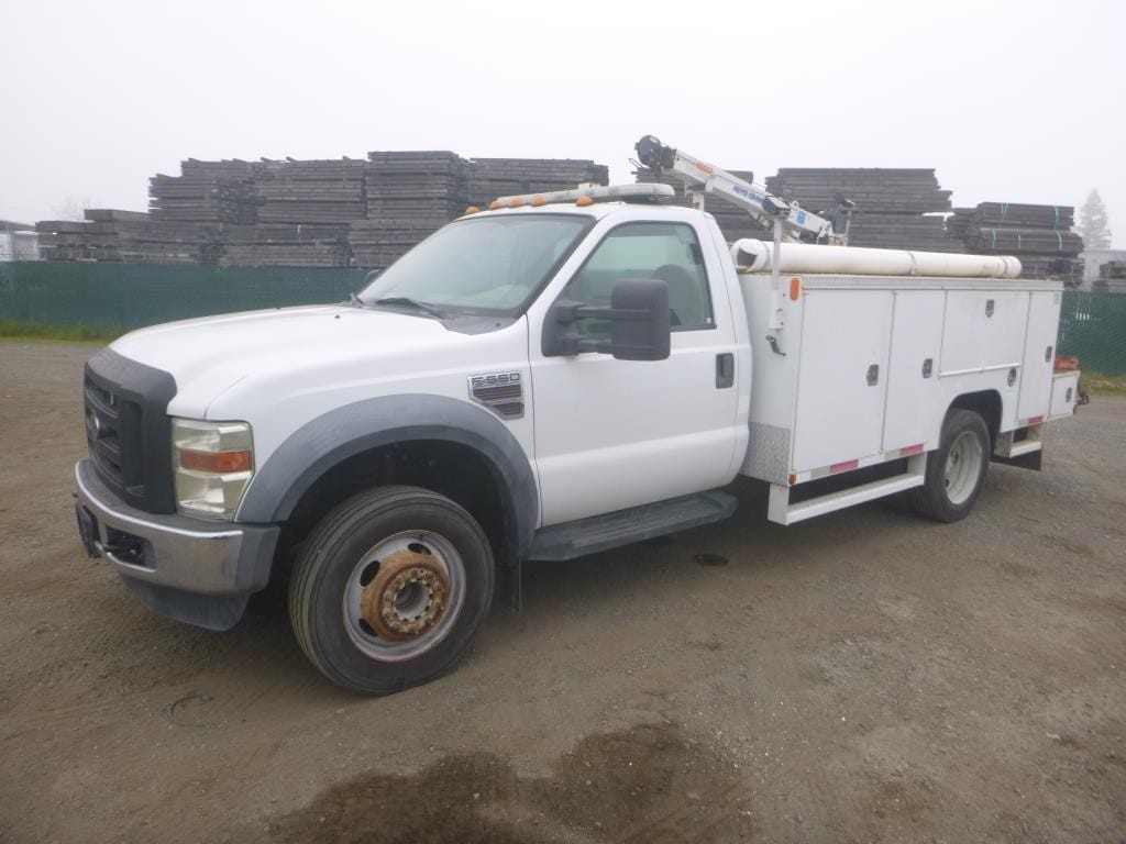 2009 Ford F-550 Equipment Image0
