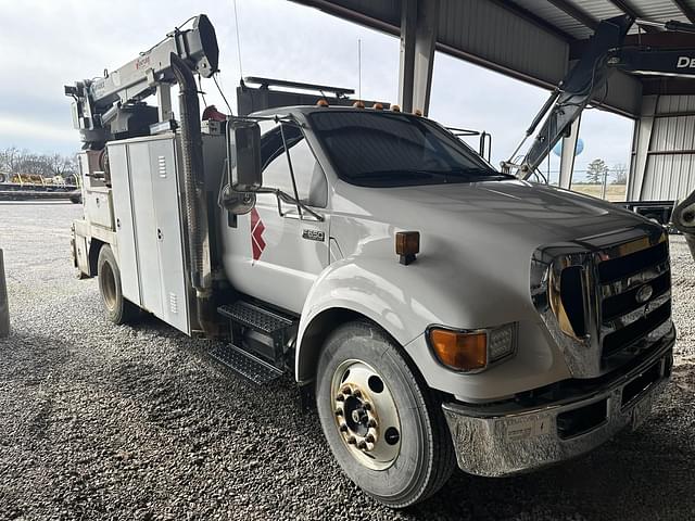 Image of Ford F-650 equipment image 1