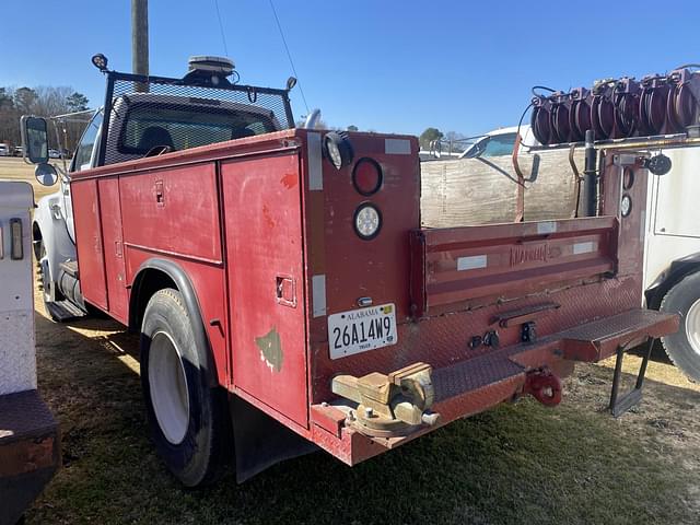 Image of Ford F-650 equipment image 1