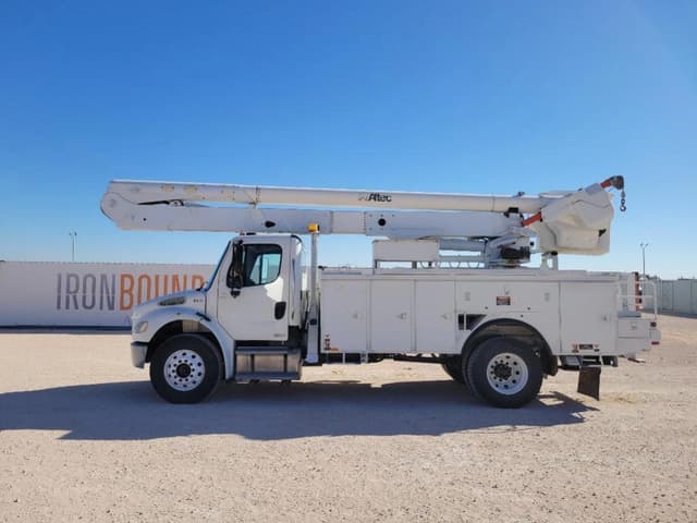 Image of Freightliner Business Class M2 equipment image 1