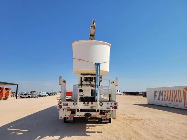 Image of Freightliner Business Class M2 equipment image 3