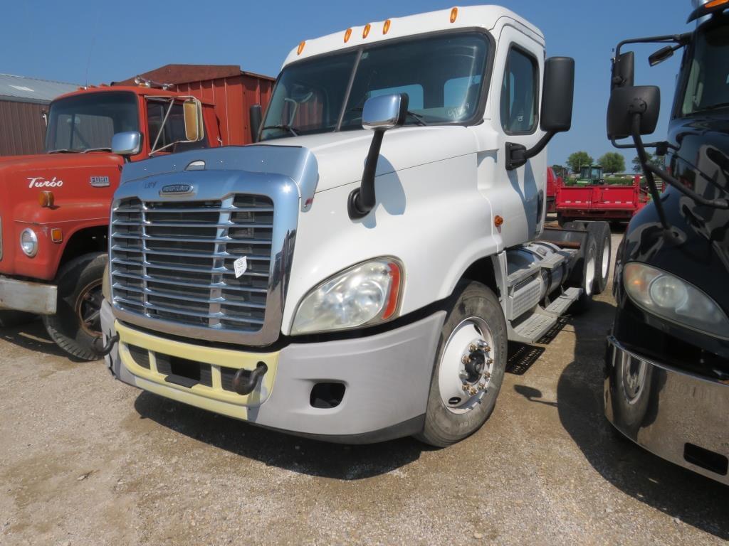 Image of Freightliner Cascadia 125 Primary image