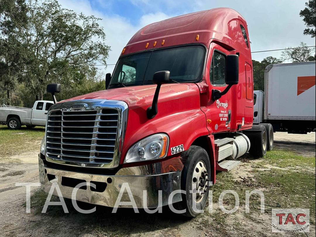 Image of Freightliner Cascadia 125 Primary image