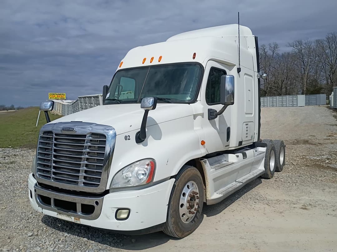 Image of Freightliner Cascadia 125 Primary image