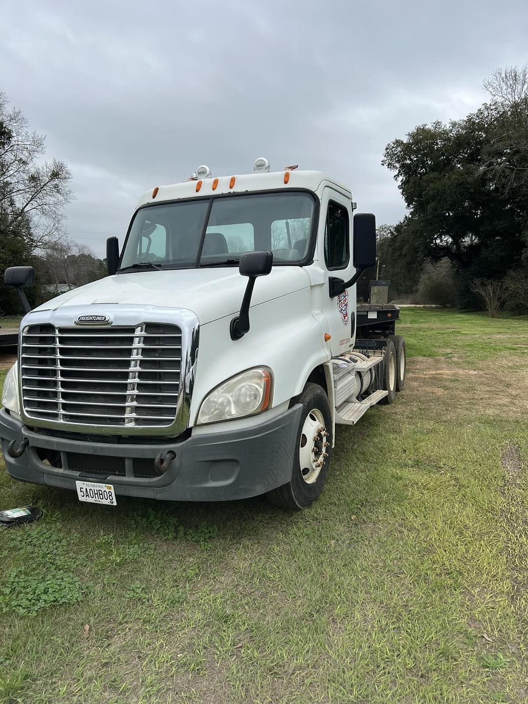 Image of Freightliner Cascadia Primary image