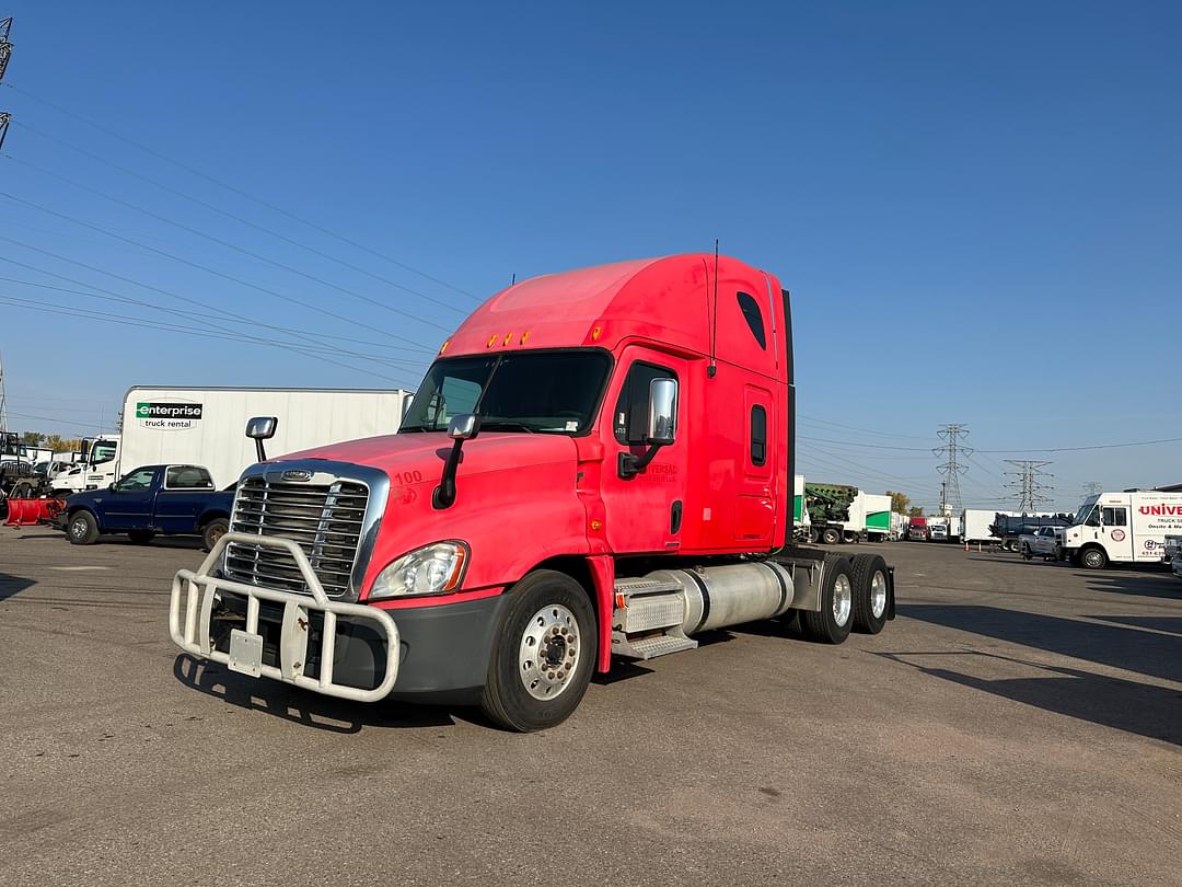 Image of Freightliner Cascadia Primary image