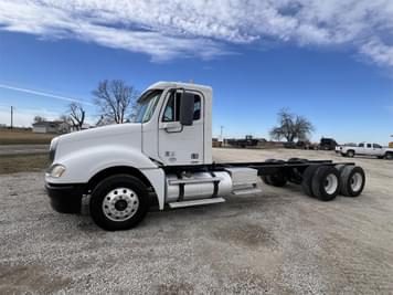 Main image Freightliner Columbia 120