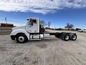 Thumbnail image Freightliner Columbia 120 1