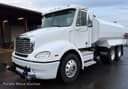 2009 Freightliner Columbia Image
