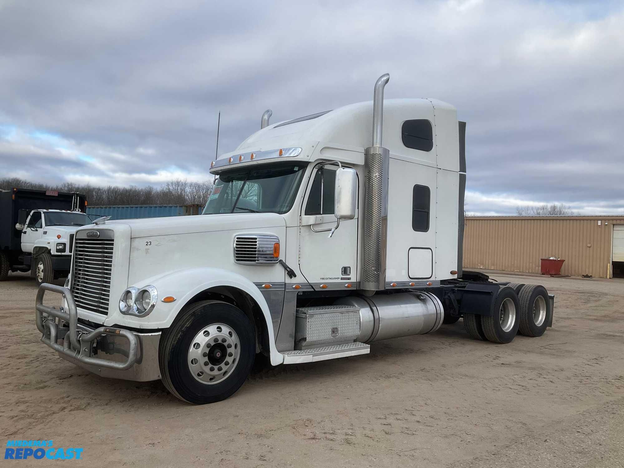 Main image Freightliner Coronado