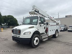 2009 Freightliner Business Class M2 Image