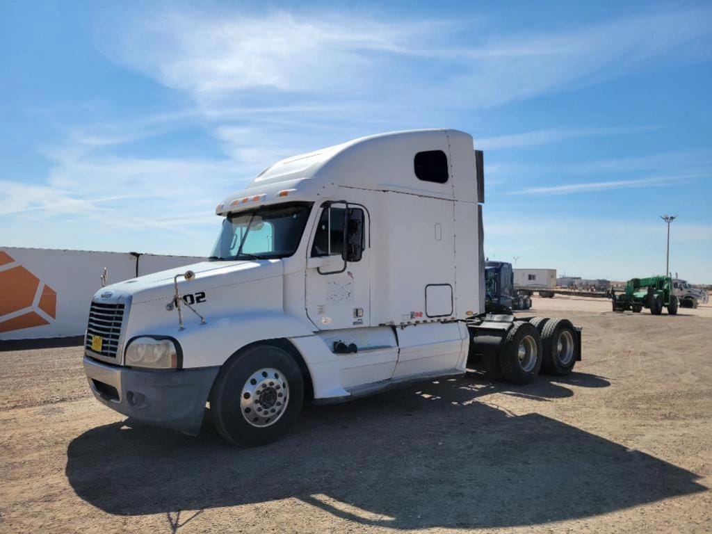 2009 Freightliner ST120 Equipment Image0