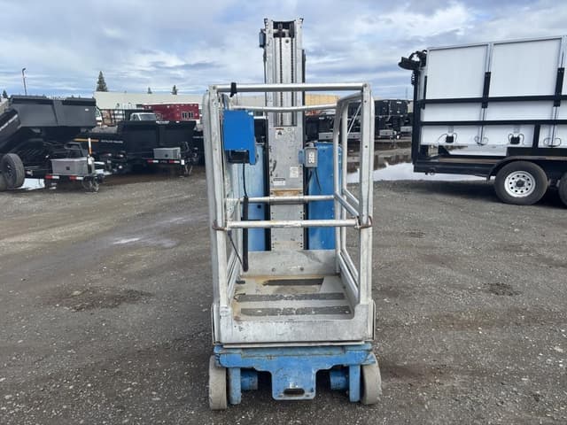 Image of Genie GR-20 equipment image 4