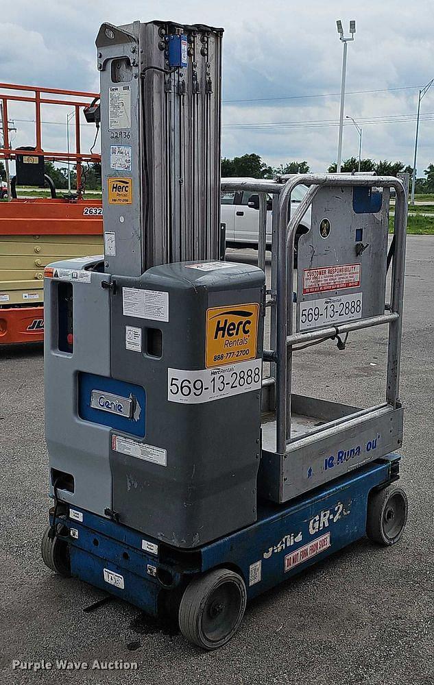 Image of Genie GR-20 equipment image 4