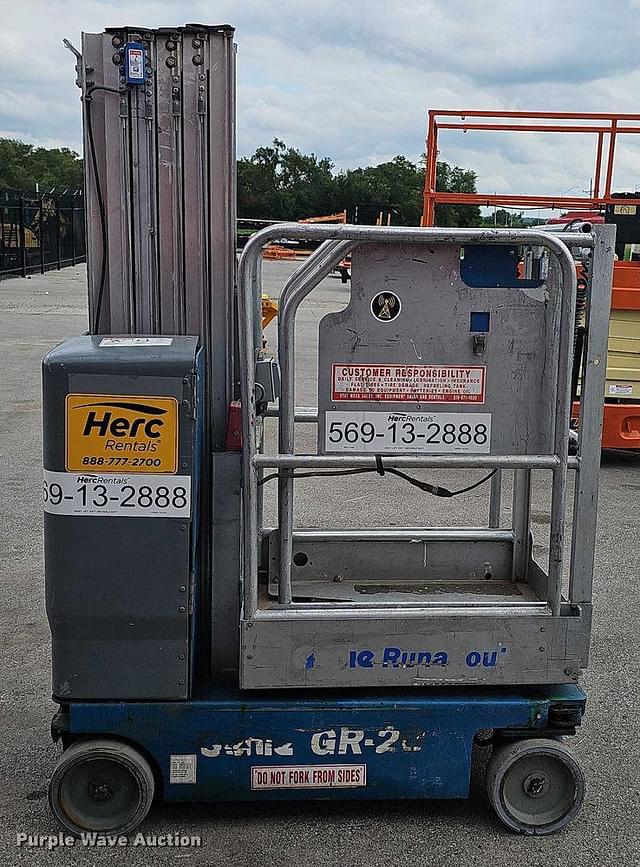 Image of Genie GR-20 equipment image 3