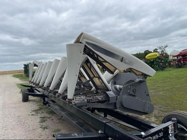 Image of Gleaner 3000 equipment image 1