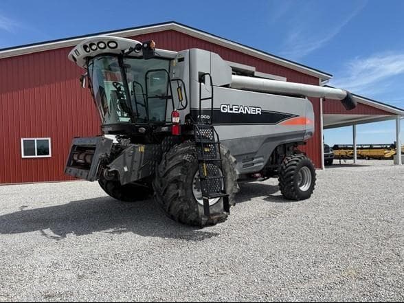 Image of Gleaner A76 Primary image
