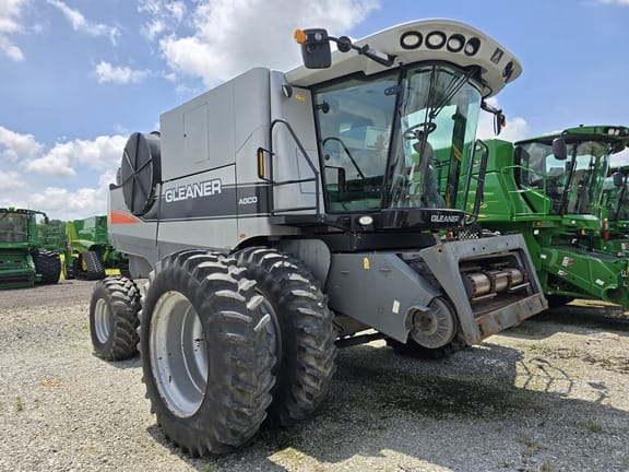 Main image Gleaner A76