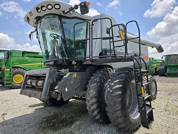 Image of Gleaner A76 equipment image 4