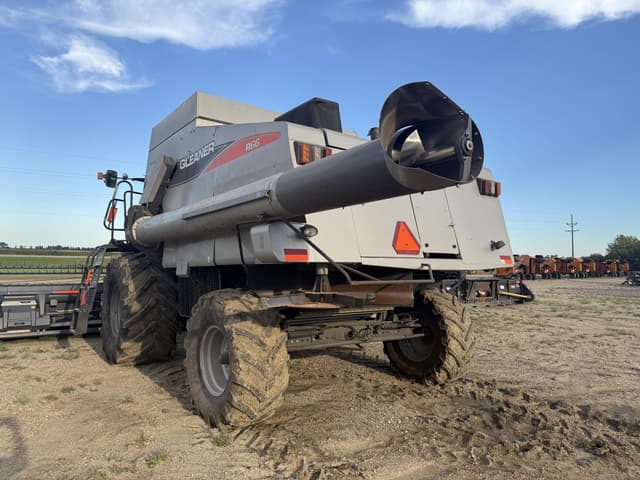 Image of Gleaner R66 equipment image 1