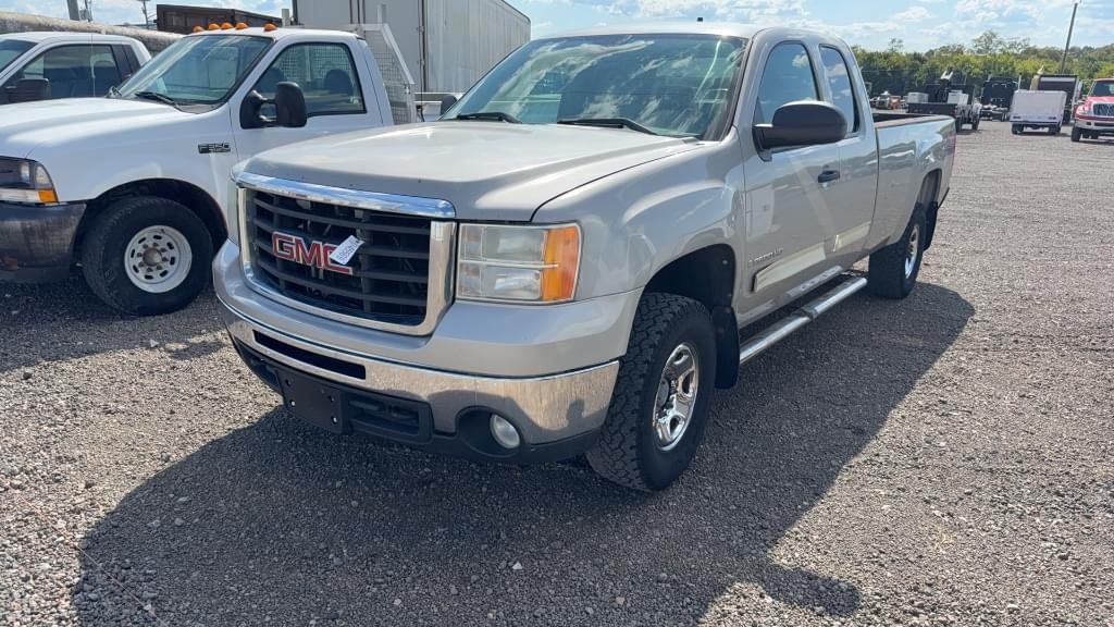 Image of GMC 2500 Primary image