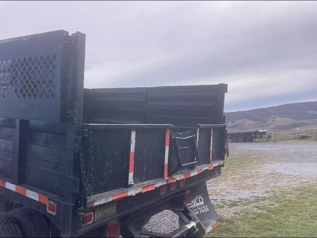 Image of GMC 3500 equipment image 4