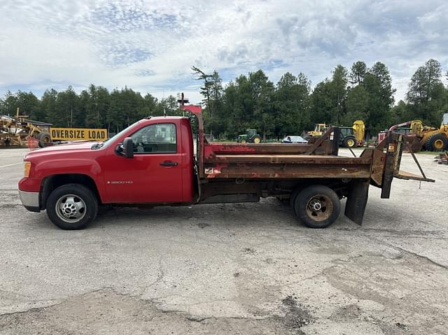 Image of GMC 3500HD equipment image 1