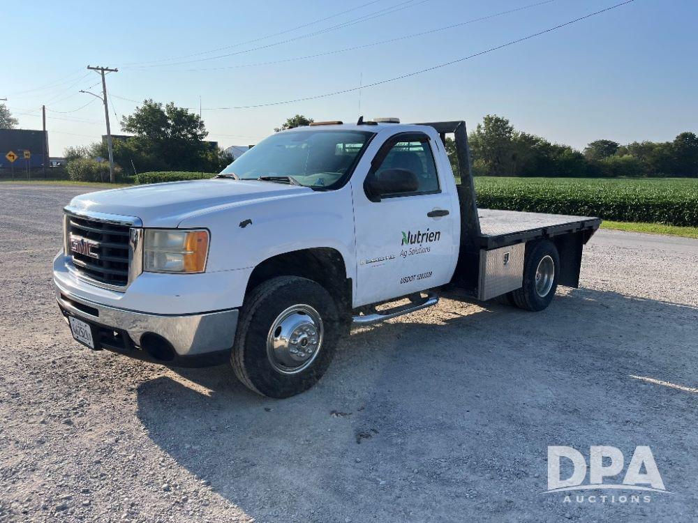 Image of GMC 3500HD Primary image