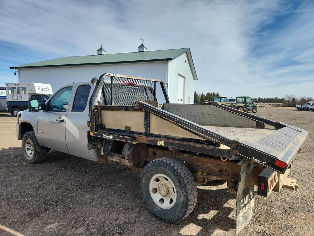 Image of GMC 3500HD Primary image