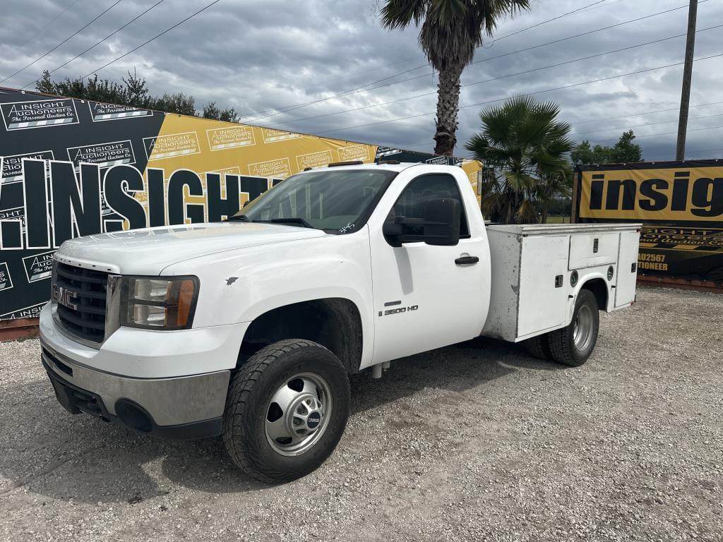Image of GMC 3500HD Primary image