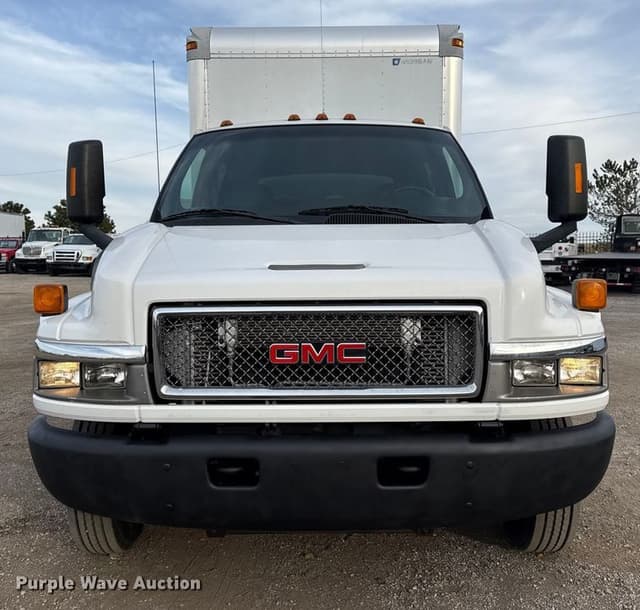 Image of GMC C5500 equipment image 1