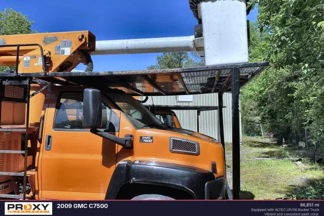 Image of GMC C7500 equipment image 2