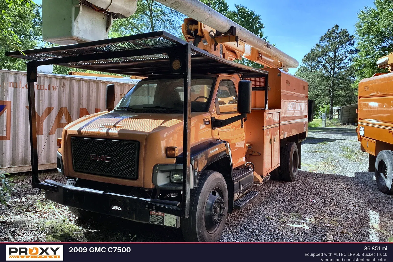 2009 GMC C7500 Equipment Image0
