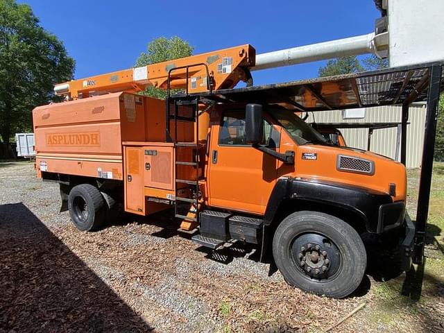 Image of GMC C7500 equipment image 3