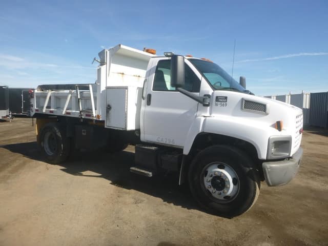 Image of GMC C7500 equipment image 1