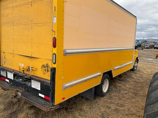 Image of GMC Vandura G3500 equipment image 3