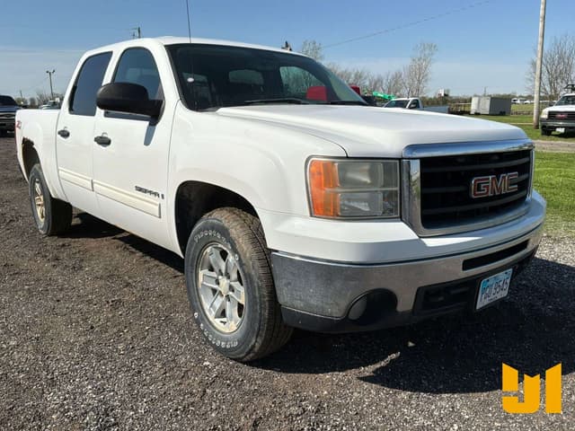 Image of GMC 1500 equipment image 2