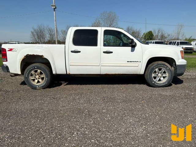 Image of GMC 1500 equipment image 3