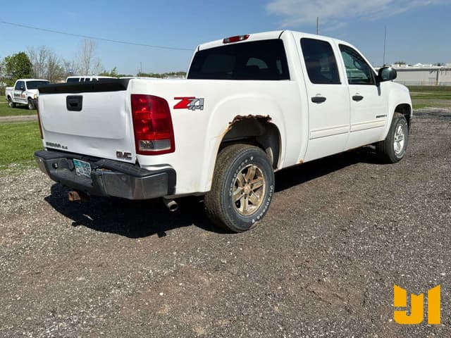 Image of GMC 1500 equipment image 4