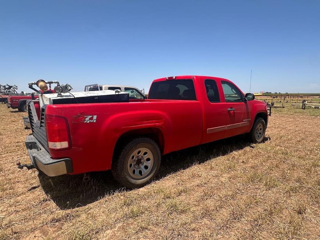 Image of GMC 1500 Primary image