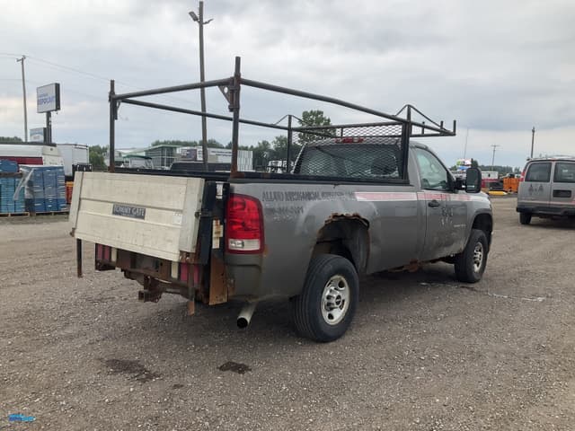 Image of GMC 2500 equipment image 4