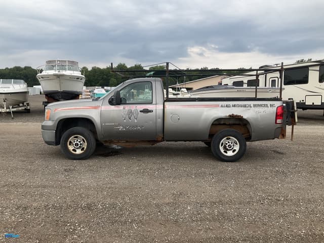 Image of GMC 2500 equipment image 1