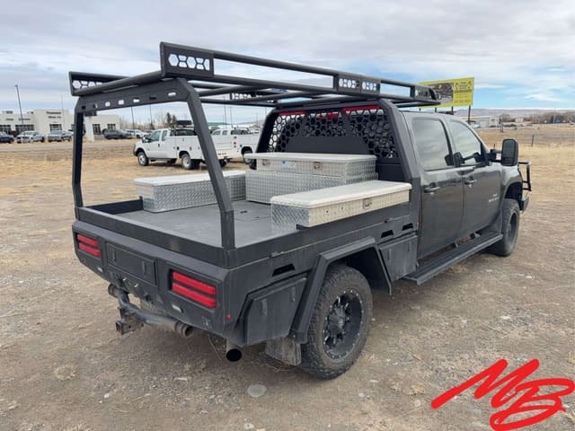 Image of GMC 2500HD equipment image 4