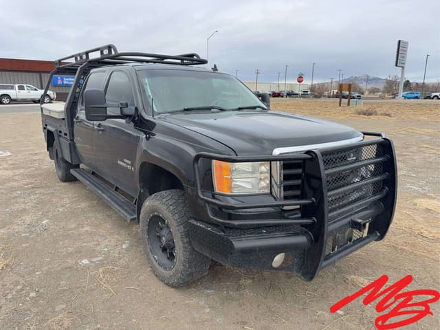 Image of GMC 2500HD equipment image 2