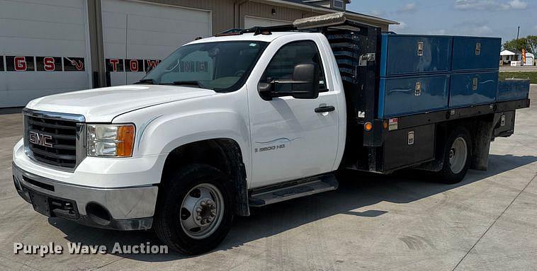 Image of GMC 3500HD Primary image