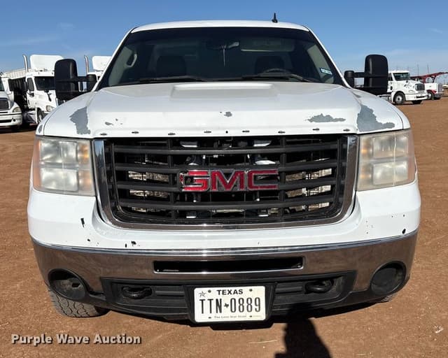 Image of GMC 3500HD equipment image 1